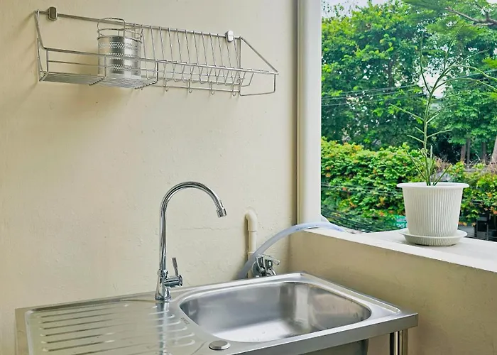 204hideaway-local With Street Food Only 15 Min Walk To Skytrain *